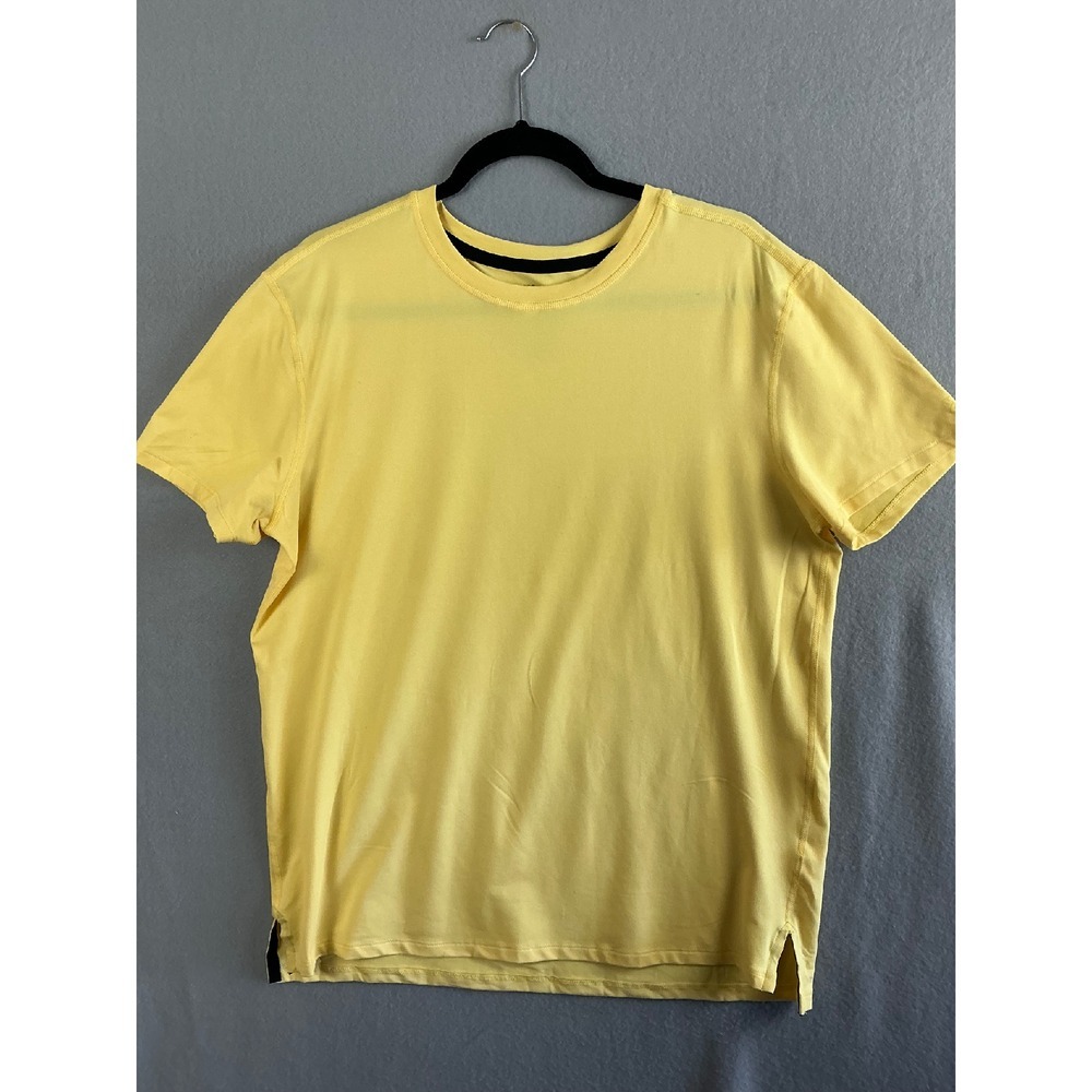 All In Motion Tee Shirt Men's Large‎ Short Sleeve